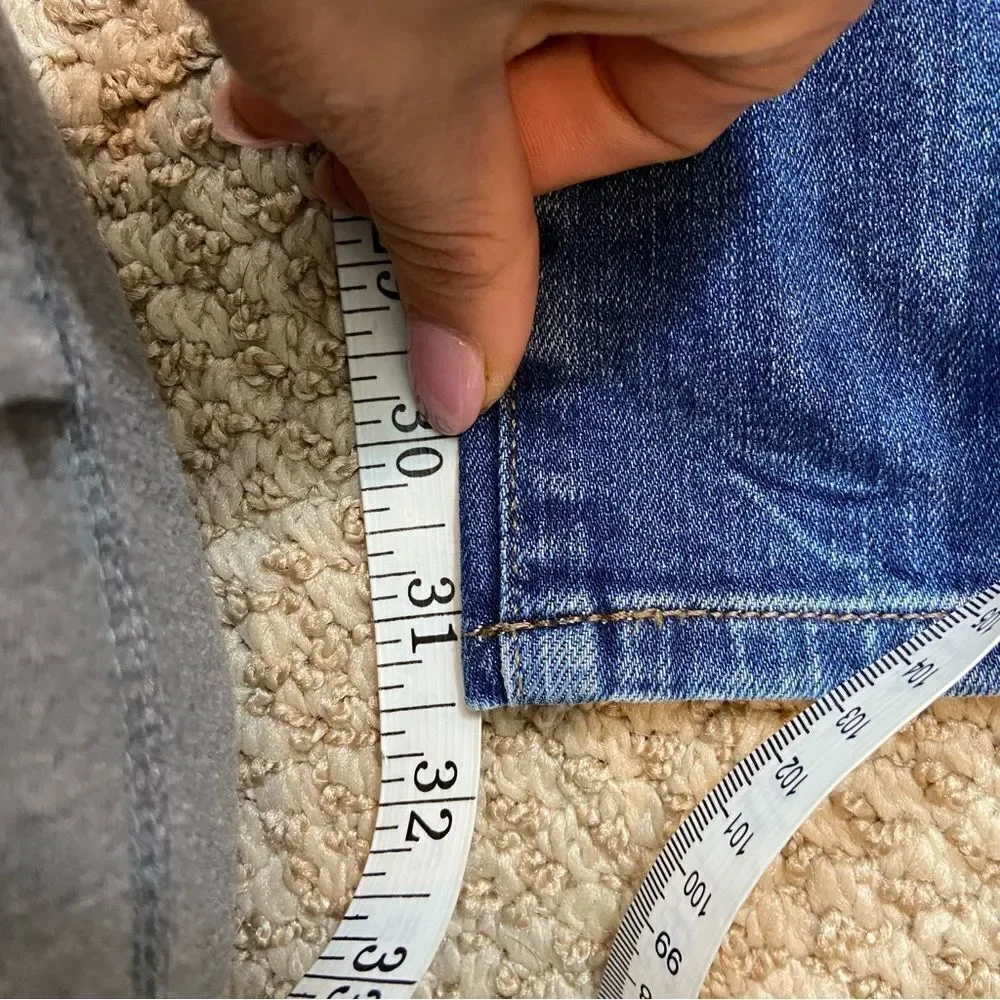 Ladies Mavi Alexa Mid-Rise Skinny‎ Jeans Slightly Distressed Size 27